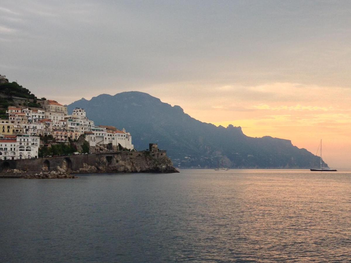 Casa Don Plinio Amalfi Center Apartment Exterior photo